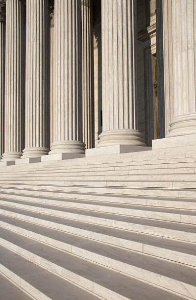 Colonnes d'un palais de justice